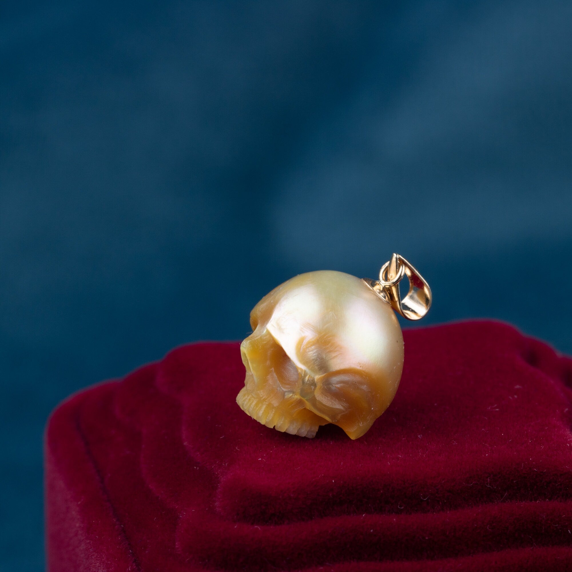 skull carved pearl simple giant southsea gold pearl skull necklace peandant with 18K gold hoop