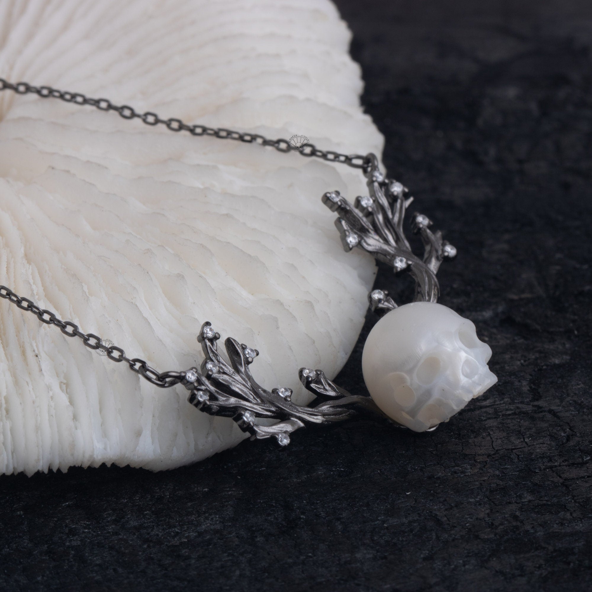 Daddy Deer Horn Necklace skull carved pearl S925 silver necklace
