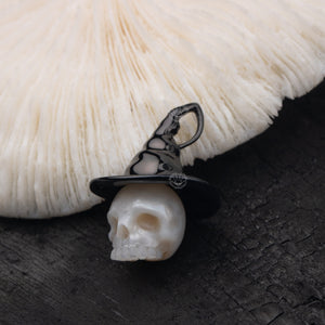 Open image in slideshow, Witch Necklace skull carved pearl S925 silver necklace
