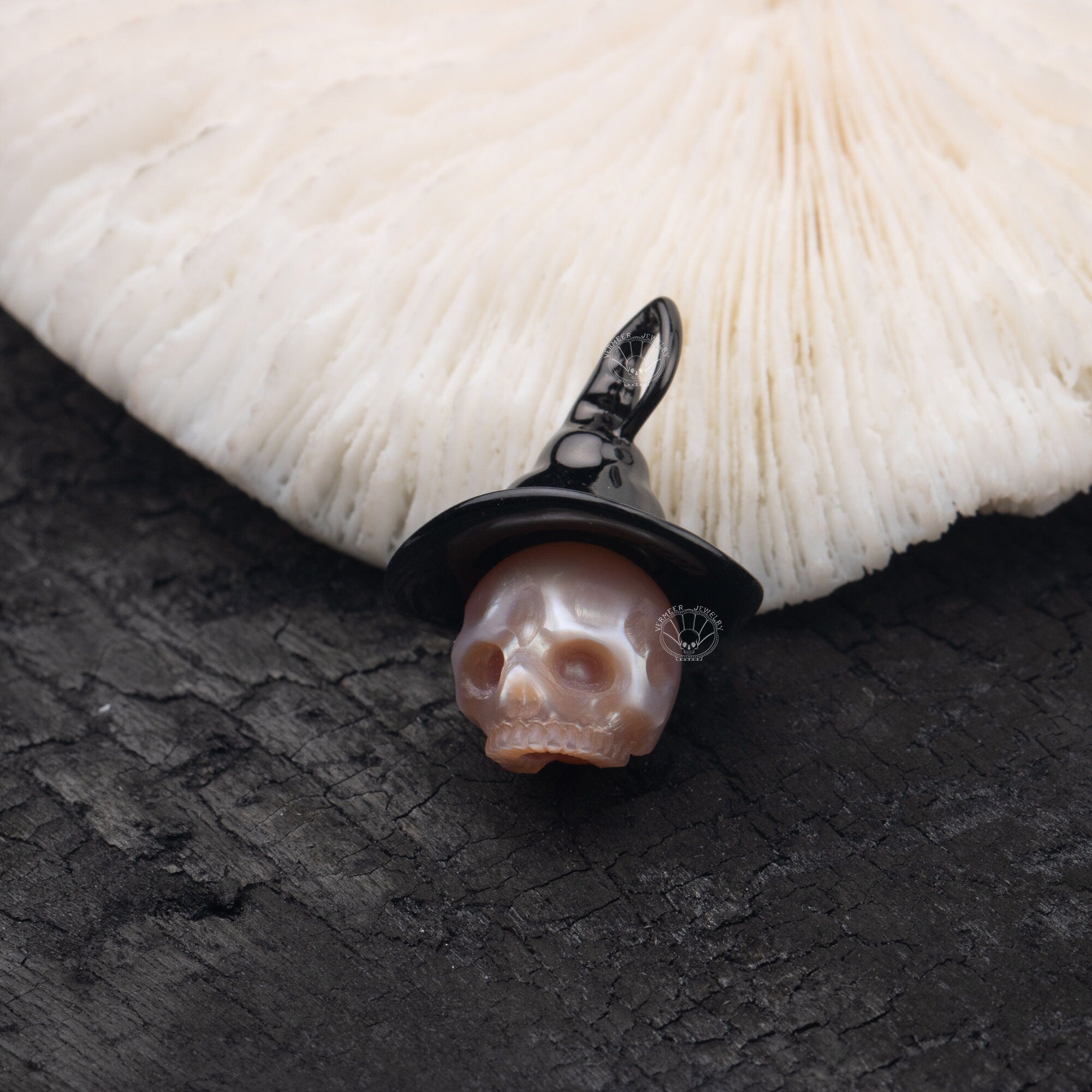 Witch Necklace skull carved pearl S925 silver necklace
