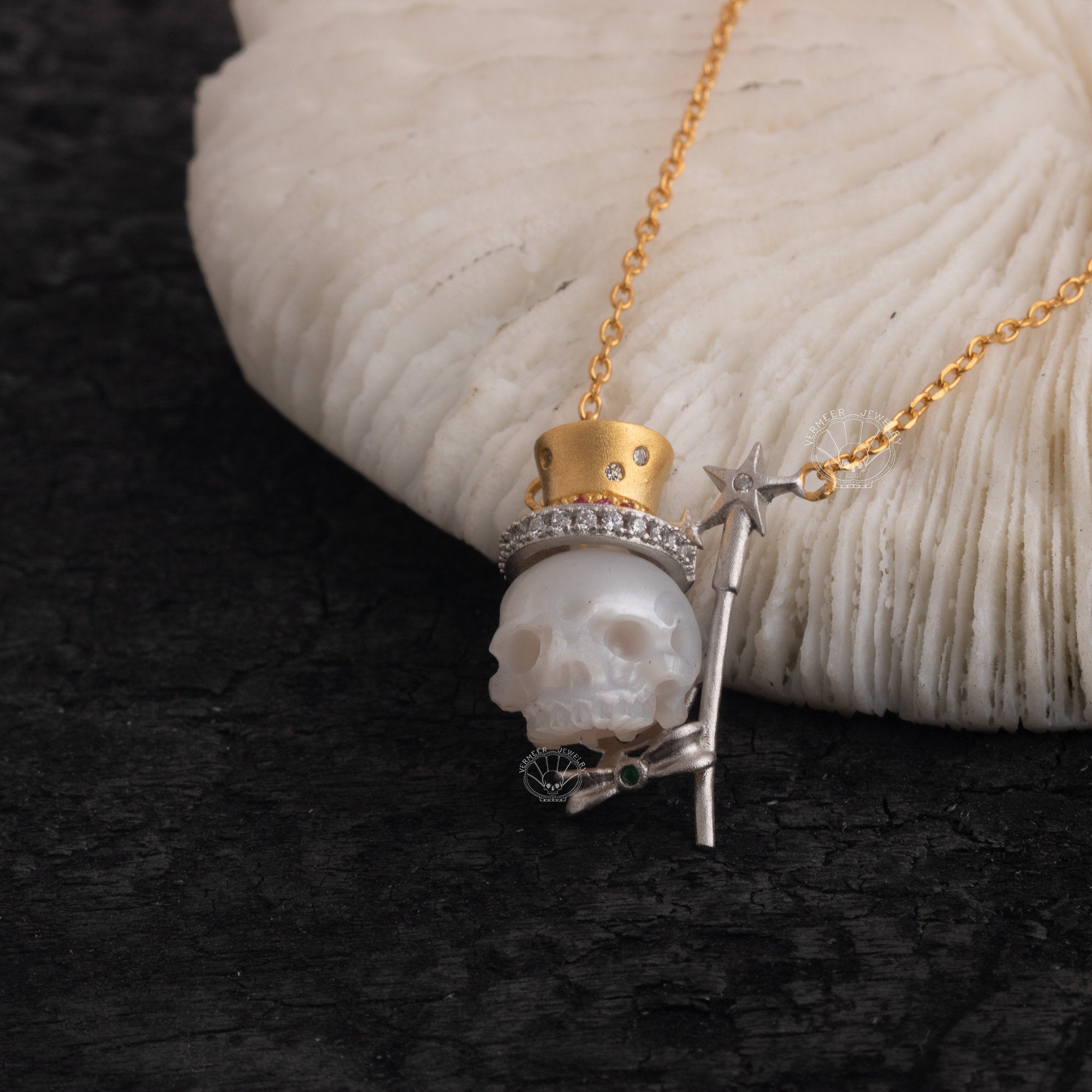 Magic Man Necklace skull carved pearl S925 silver necklace