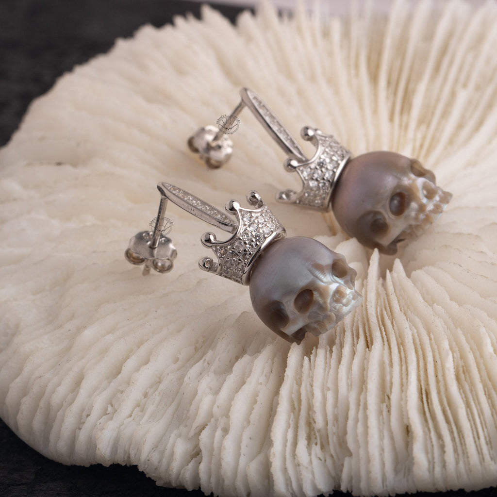 Sparkling Crown Earring skull carved pearl S925 silver earring