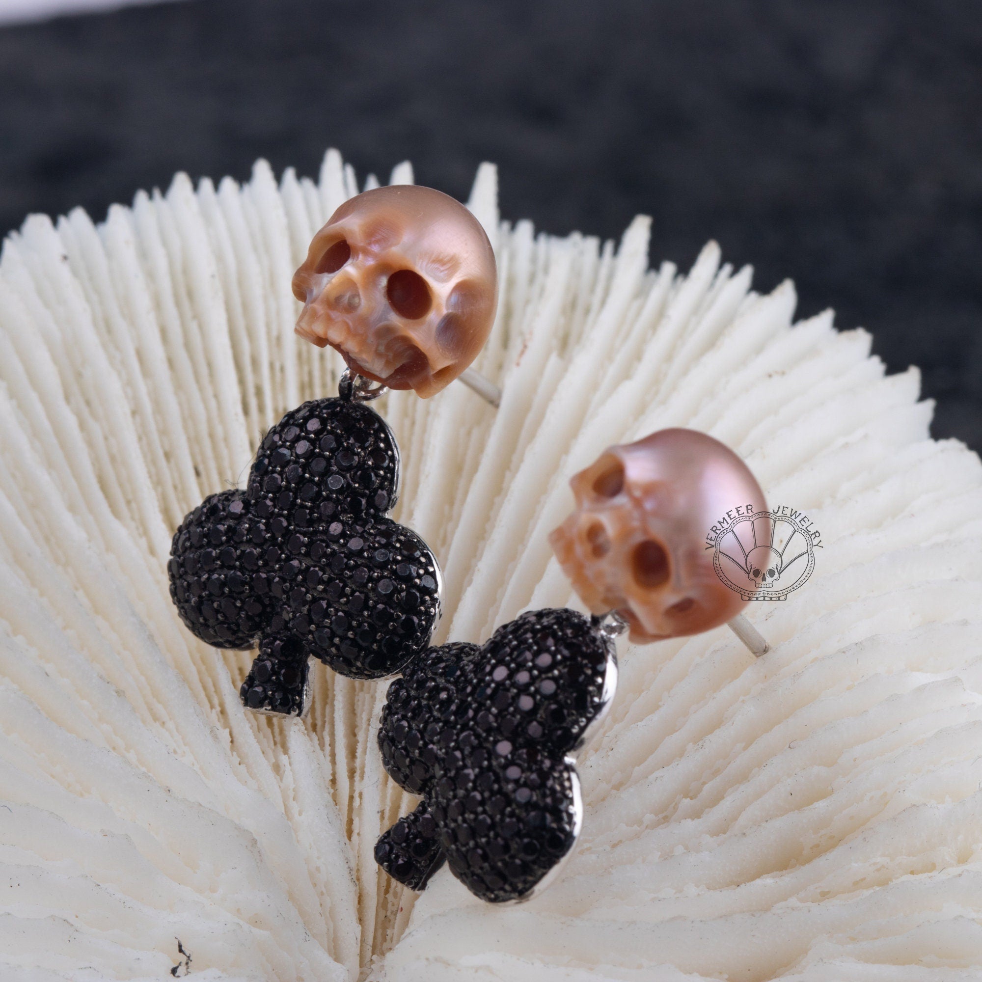 Playing Cards Earring skull carved pearl S925 silver earring