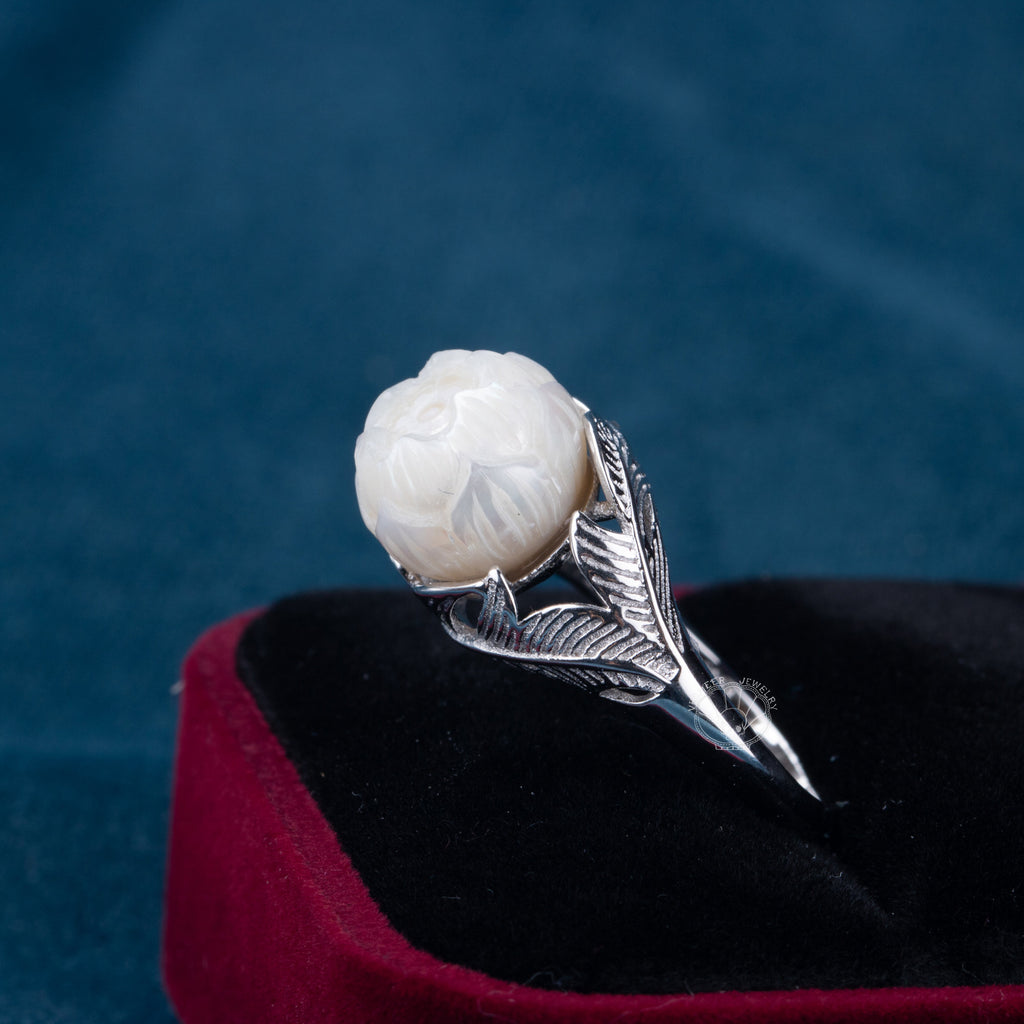 blooming pearl ring  carved flower pearl  white freshwater pearl  lotus shape 925silver engagement ring