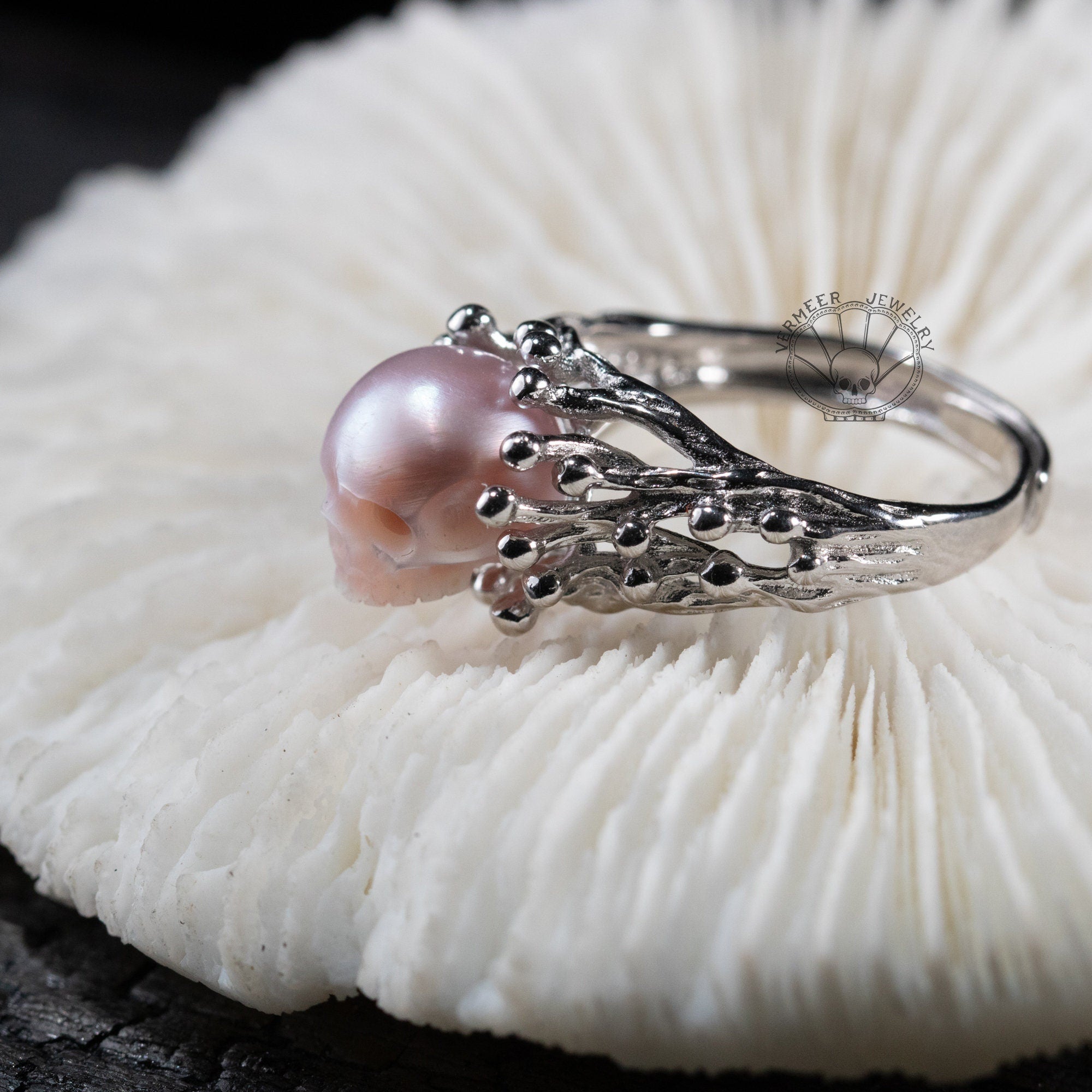 Flowing Stream Ring handmade 925 silver skull carved pearl ring