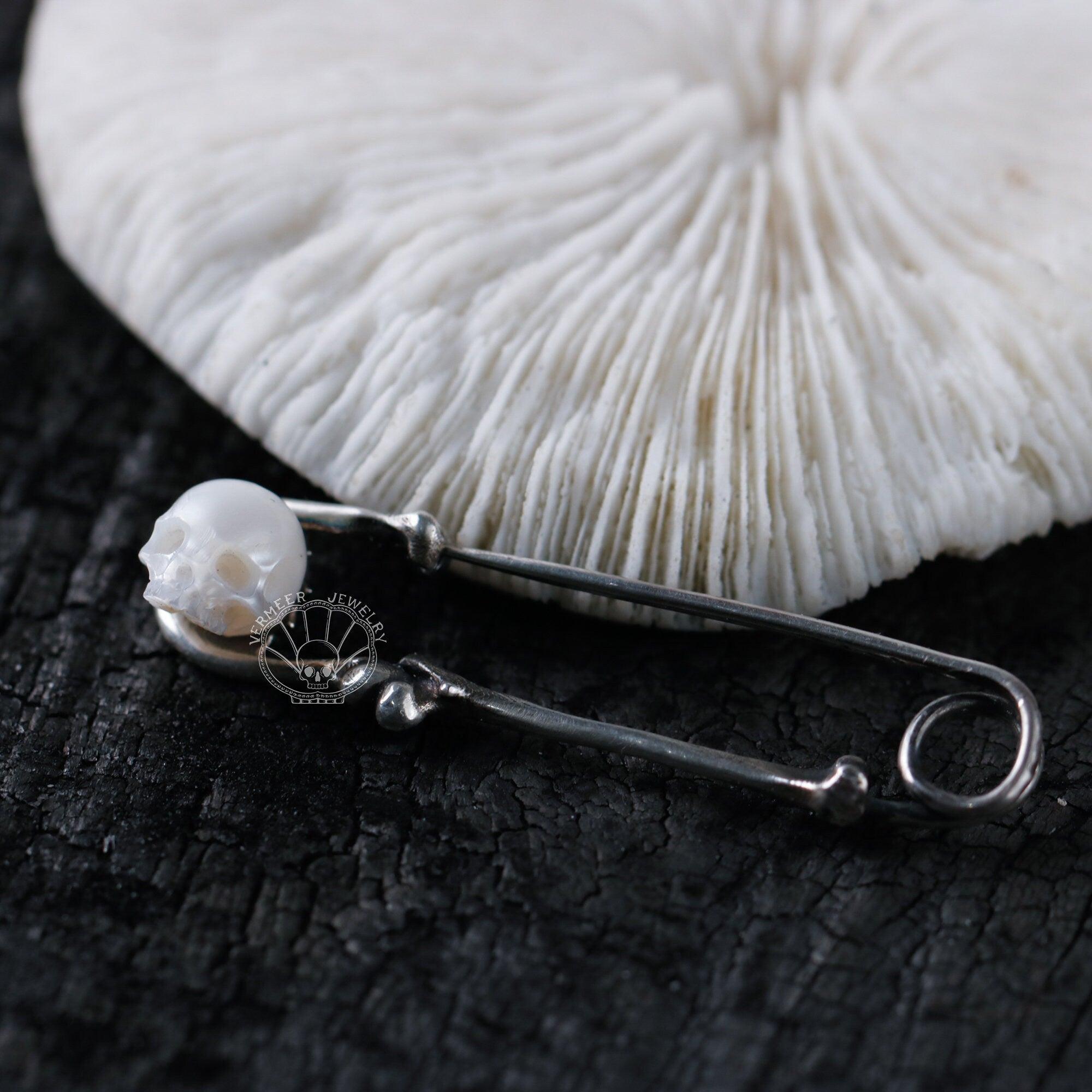 skull carved pearl brooch handmade sterling silver brooch gothic jewelry for wedding