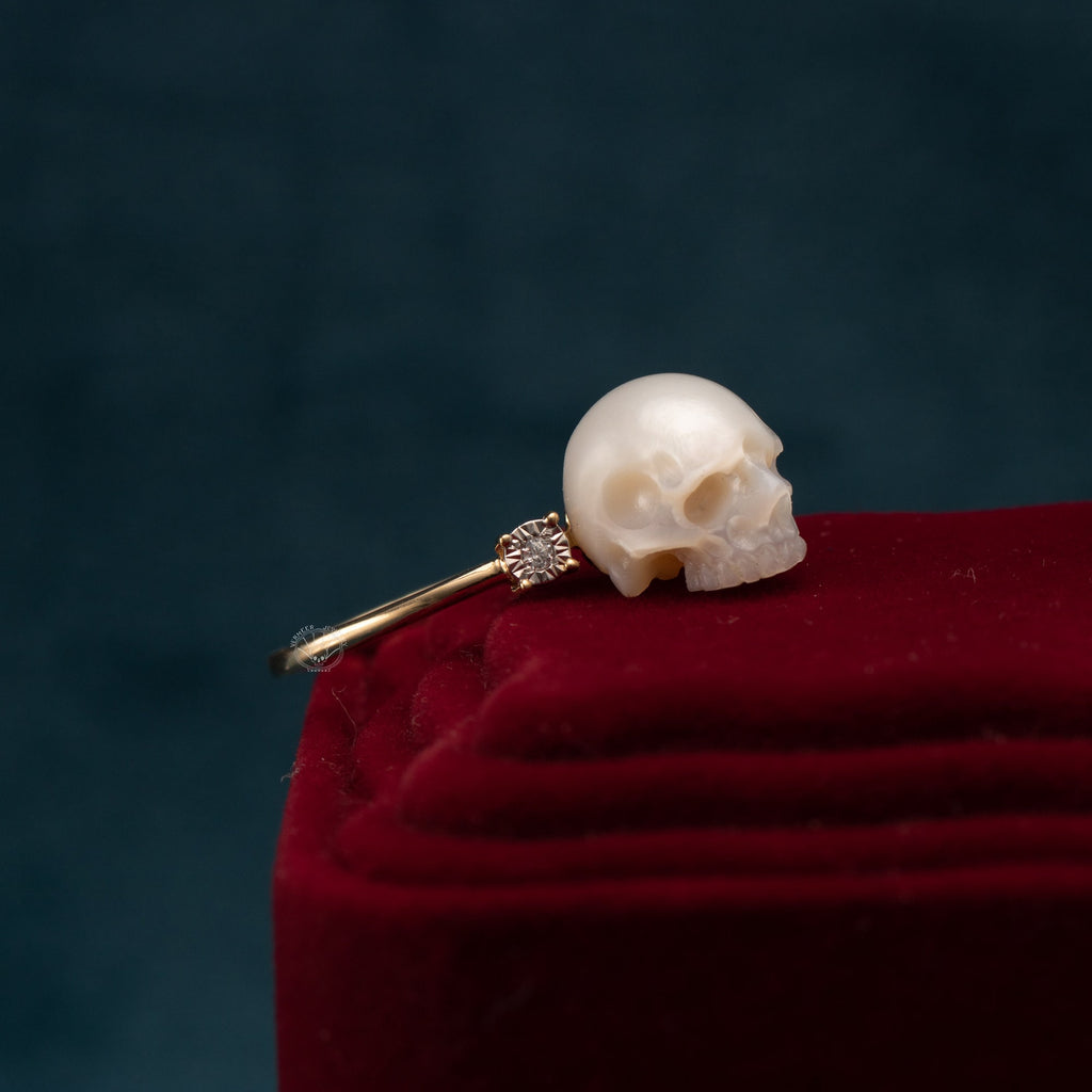 pearl carved skull ring freshwater pearl classic style with diamond 18K gold engagement ring for wedding