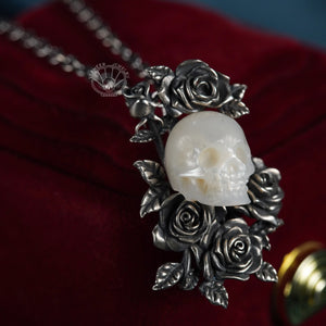 Open image in slideshow, skull necklace the Roses Never Die pearl carved into skull shape necklace handmade jewelry gift for lover
